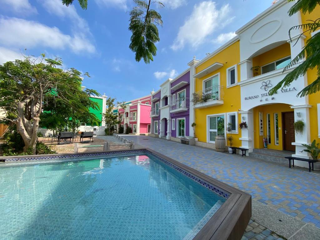 民宿墾丁夢幻島 | 步拉諾Villa 度假別墅Burano Yellow Villa (台灣恆春)