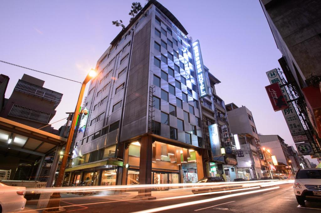 奇異果快捷旅店成功店