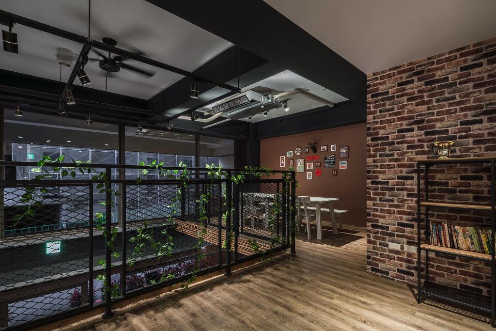 Owl Hostel 貓頭鷹旅店