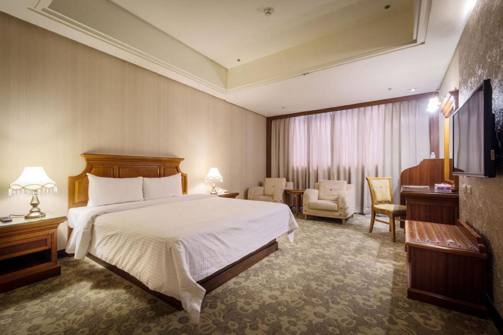 承攜行旅-中壢中正館