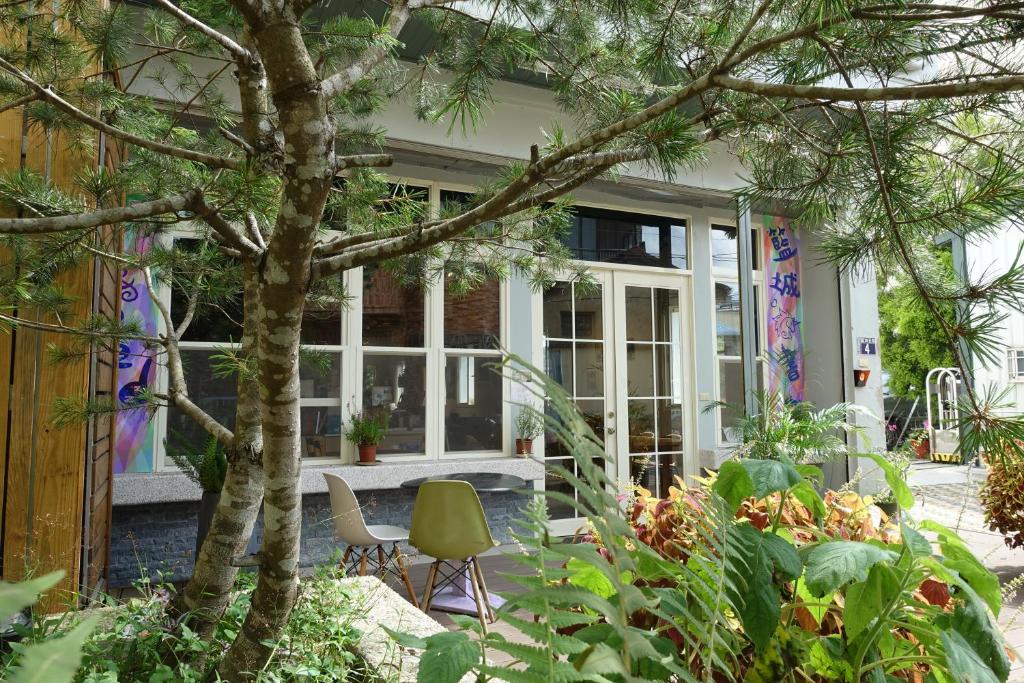 籃城書房-REST Book & Bed