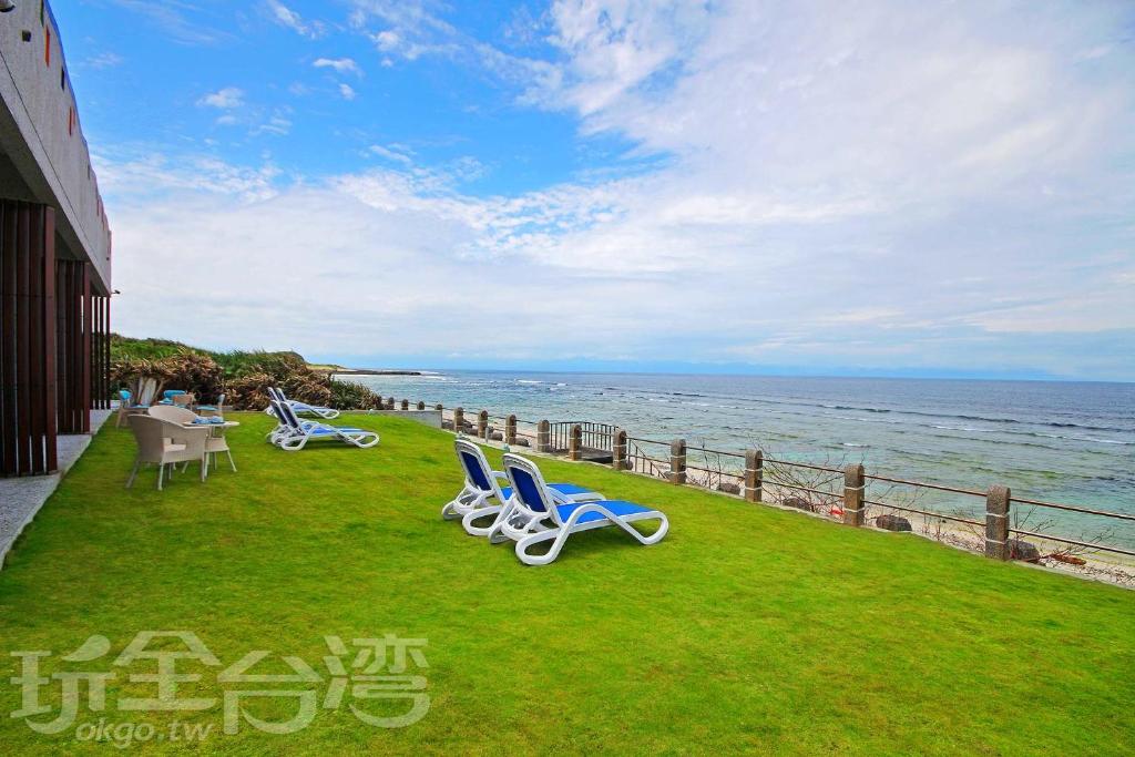 陽光沙灘無敵海景民宿