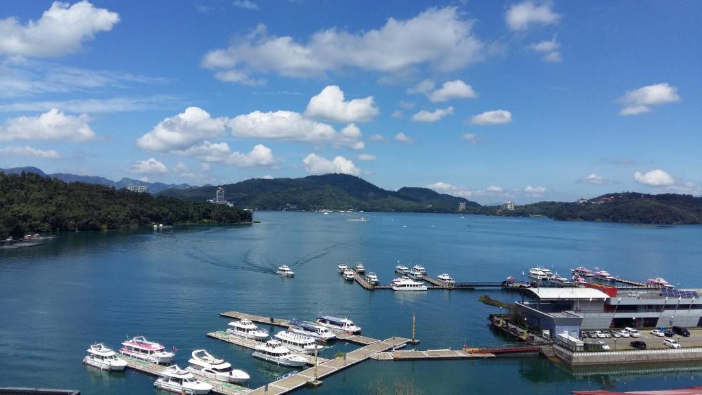 怡達湖岸度假旅館